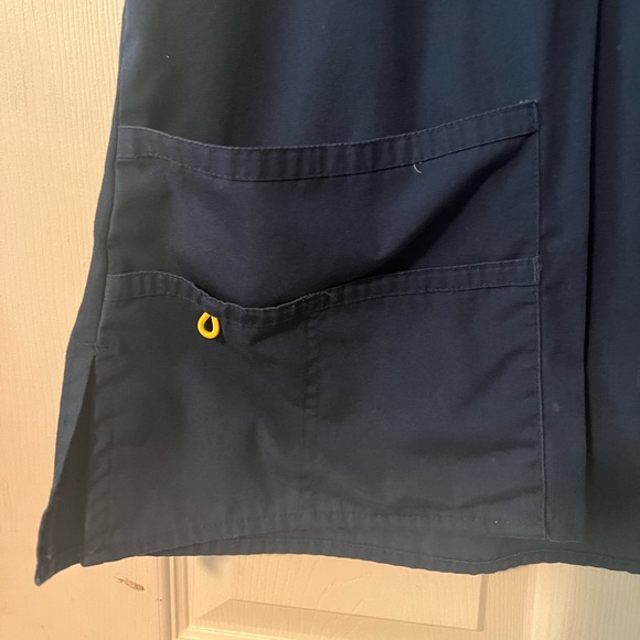 Wonder Wink scrub top. - Picture 3 of 6